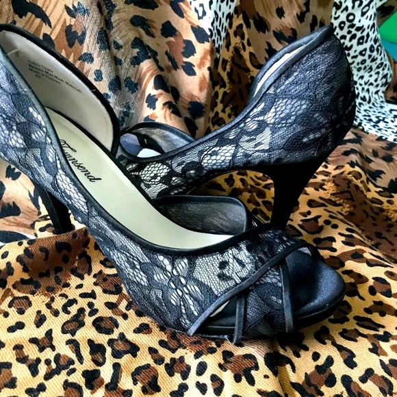 Black Lace Pumps - Picture 1 of 1